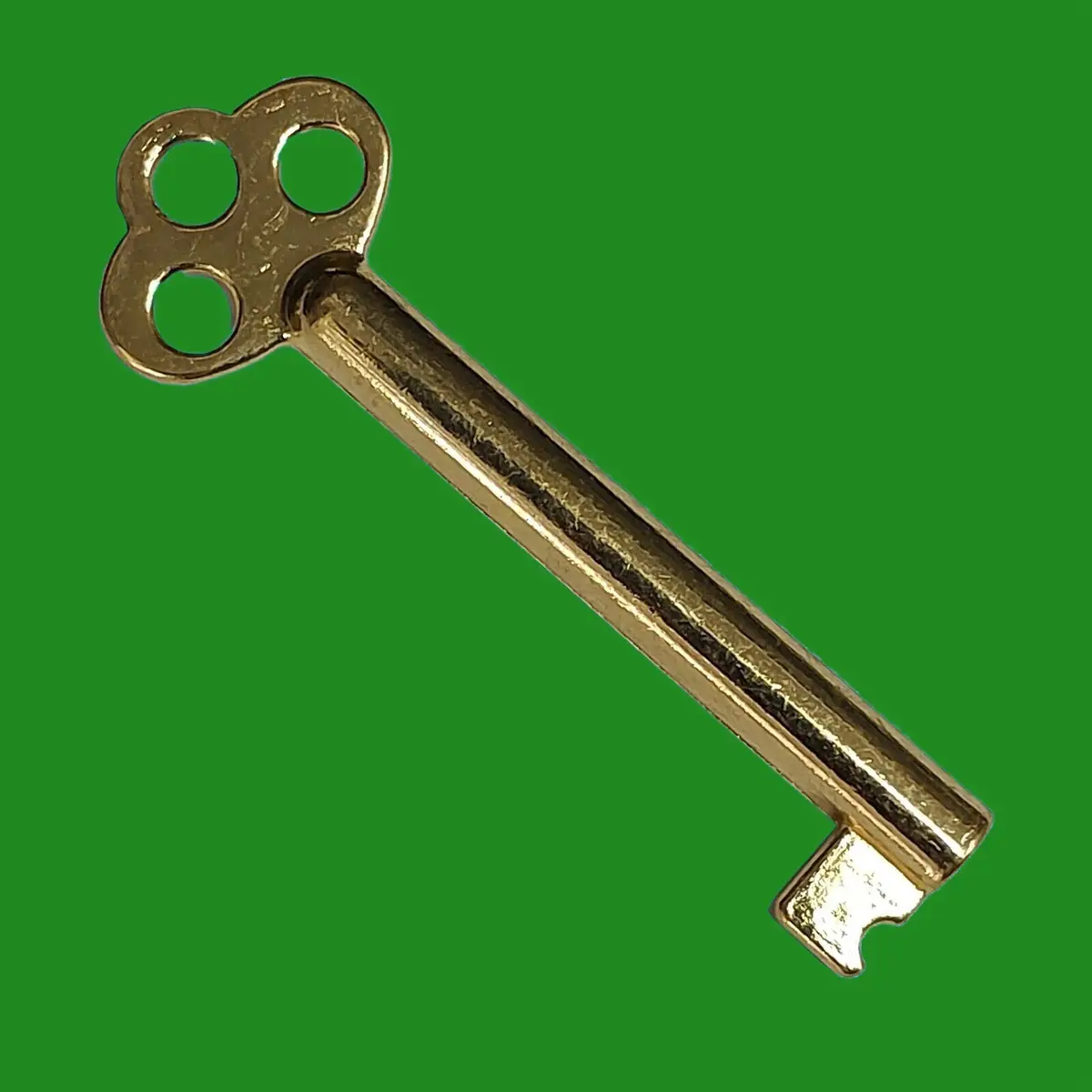 Replacement Lock Keys for Wardrobe Drawer (key fits most locks of this type)