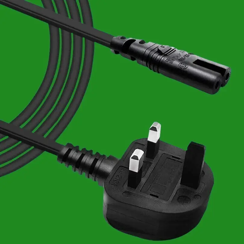 5m Black Power Lead / Mains Cable Figure of 8 IEC C7 Connector 3 Pin Plug