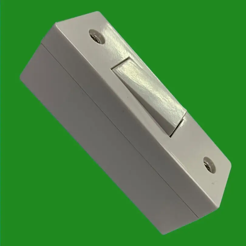 2x 1 Gang 2 Way White Architrave Light Switch and Pattress Box, 220-250V, 10 Amp