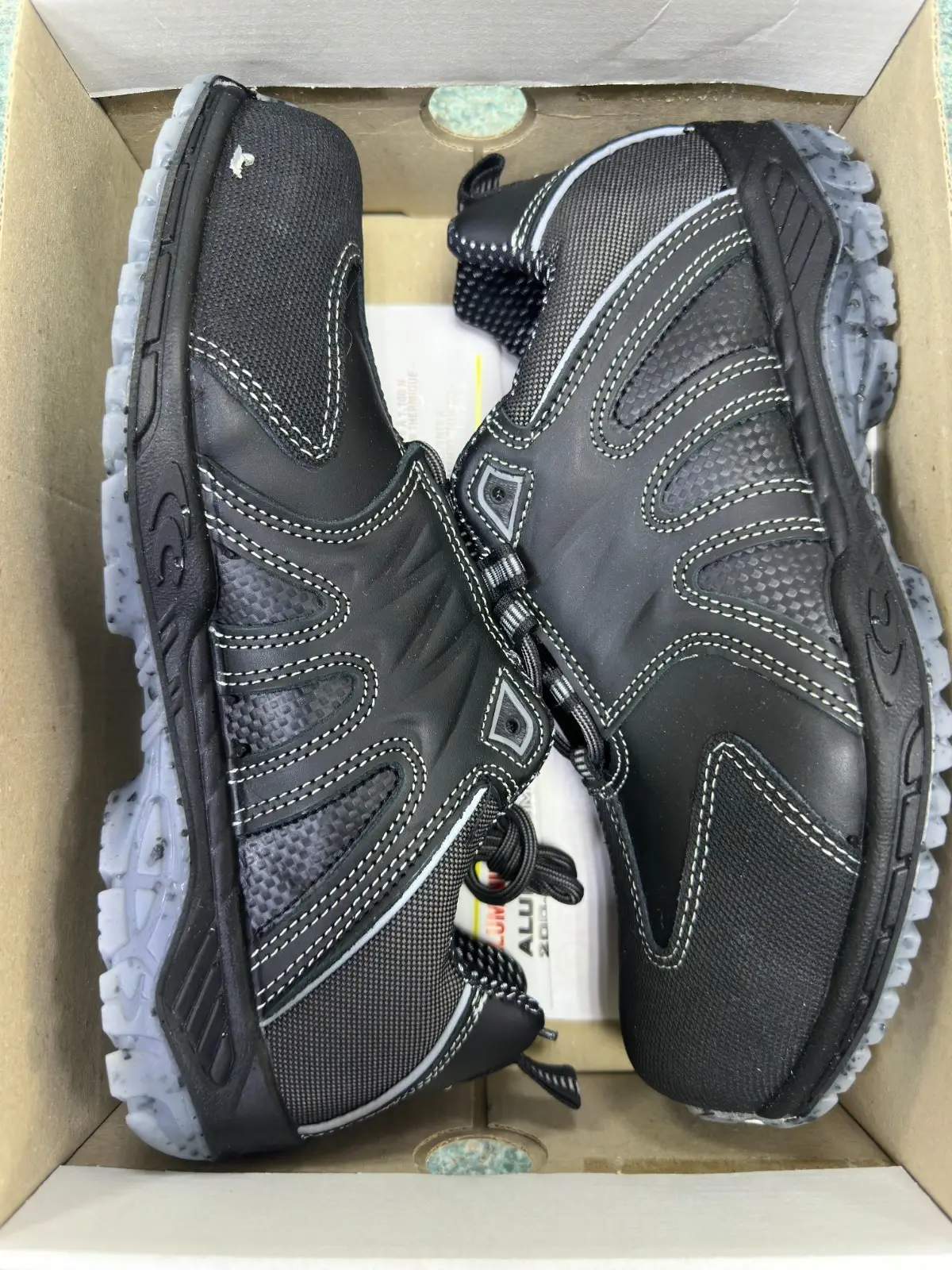 Cofra Break S3 SRC Aluminium Toe Cap Safety Work Shoe Trainers UK 10 30161-000 - image 5 | Free standard UK delivery included | Discount Quality Products
