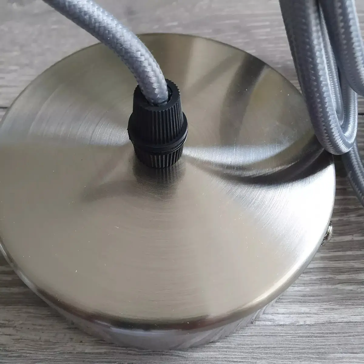 Metallic Adjustable 1 Metre Ceiling Light Flex Cable Pendant Holder ES E27 - image 3 | Free standard UK delivery included | Discount Quality Products
