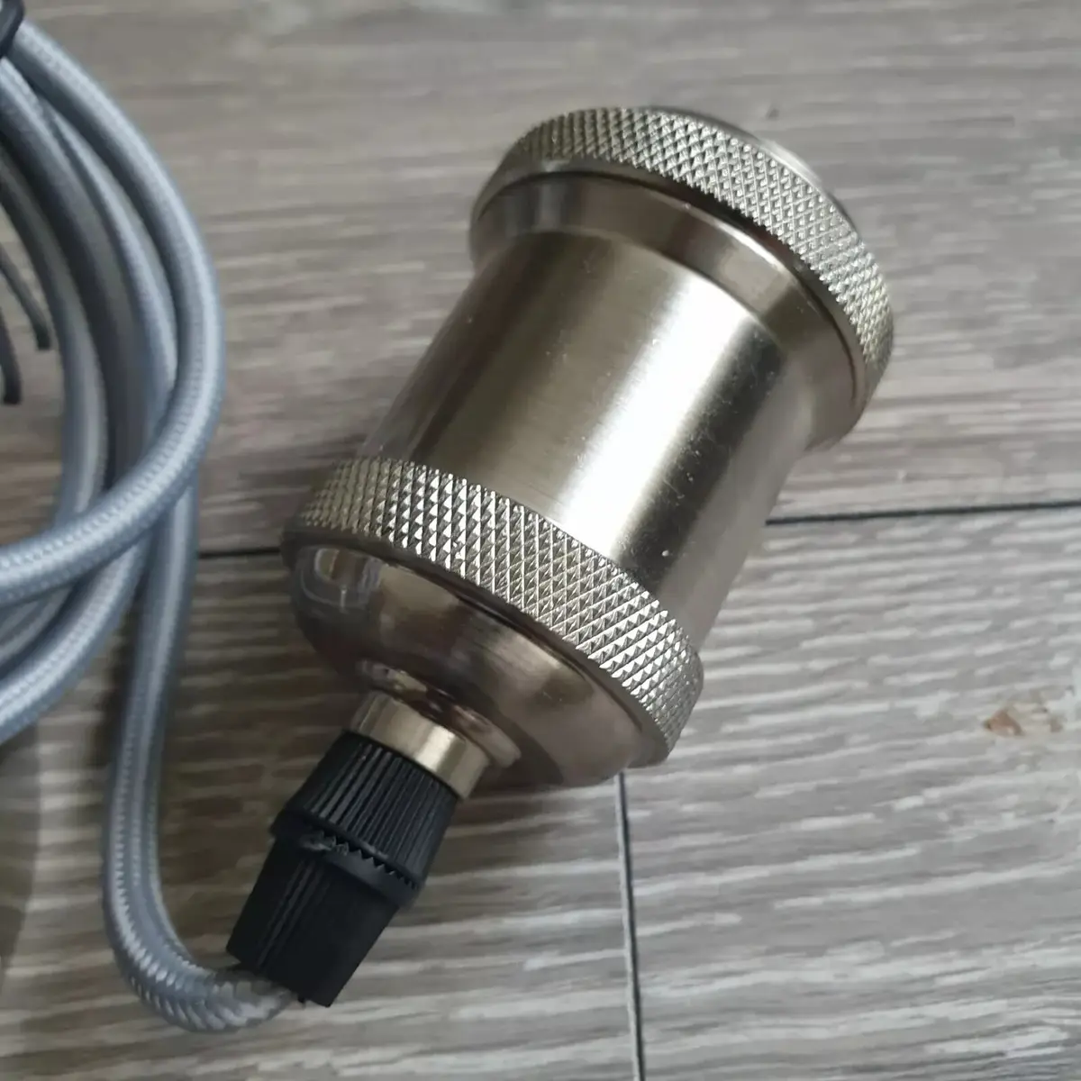 Metallic Adjustable 1 Metre Ceiling Light Flex Cable Pendant Holder ES E27 - image 4 | Free standard UK delivery included | Discount Quality Products