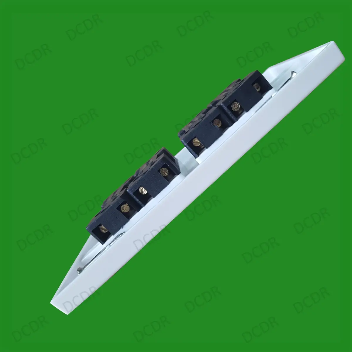 Quad Light Switch 4 Gang, 2 Way, 10AX, BSEN60669-1 White Plastic Square Edge - image 3 | Free standard UK delivery included | Discount Quality Products