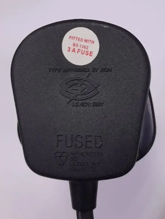 Universal AC/DC Adaptor 27.4W Power, UK 3A 3Pin Plug, Swappable Tips, MW82 - image 7 | Free standard UK delivery included | Discount Quality Products