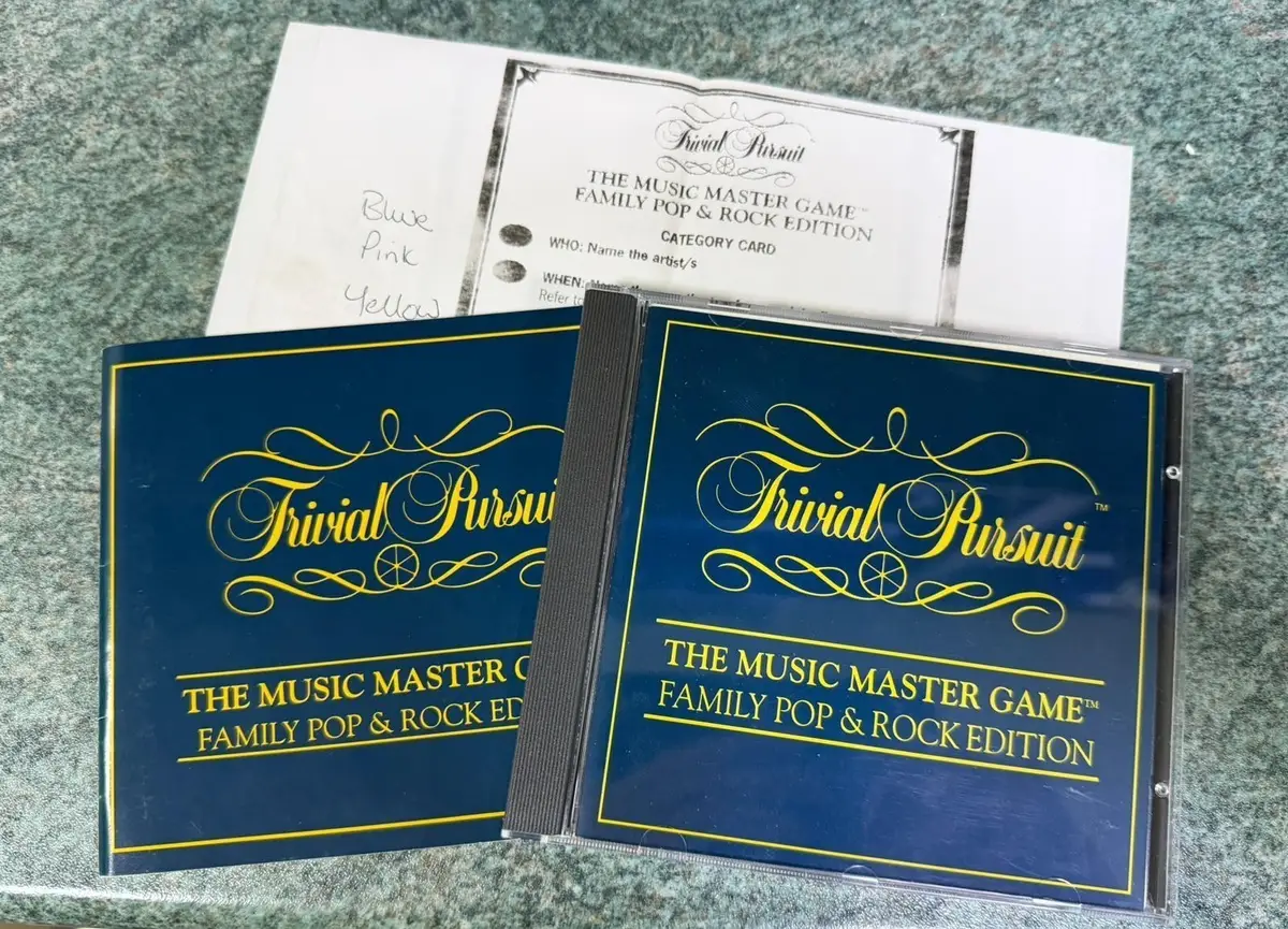 Trivial Pursuit, Music Master Game, Family Pop & Rock Edition, CD Ver. '50s-'90s - image 6 | Free standard UK delivery included | Discount Quality Products
