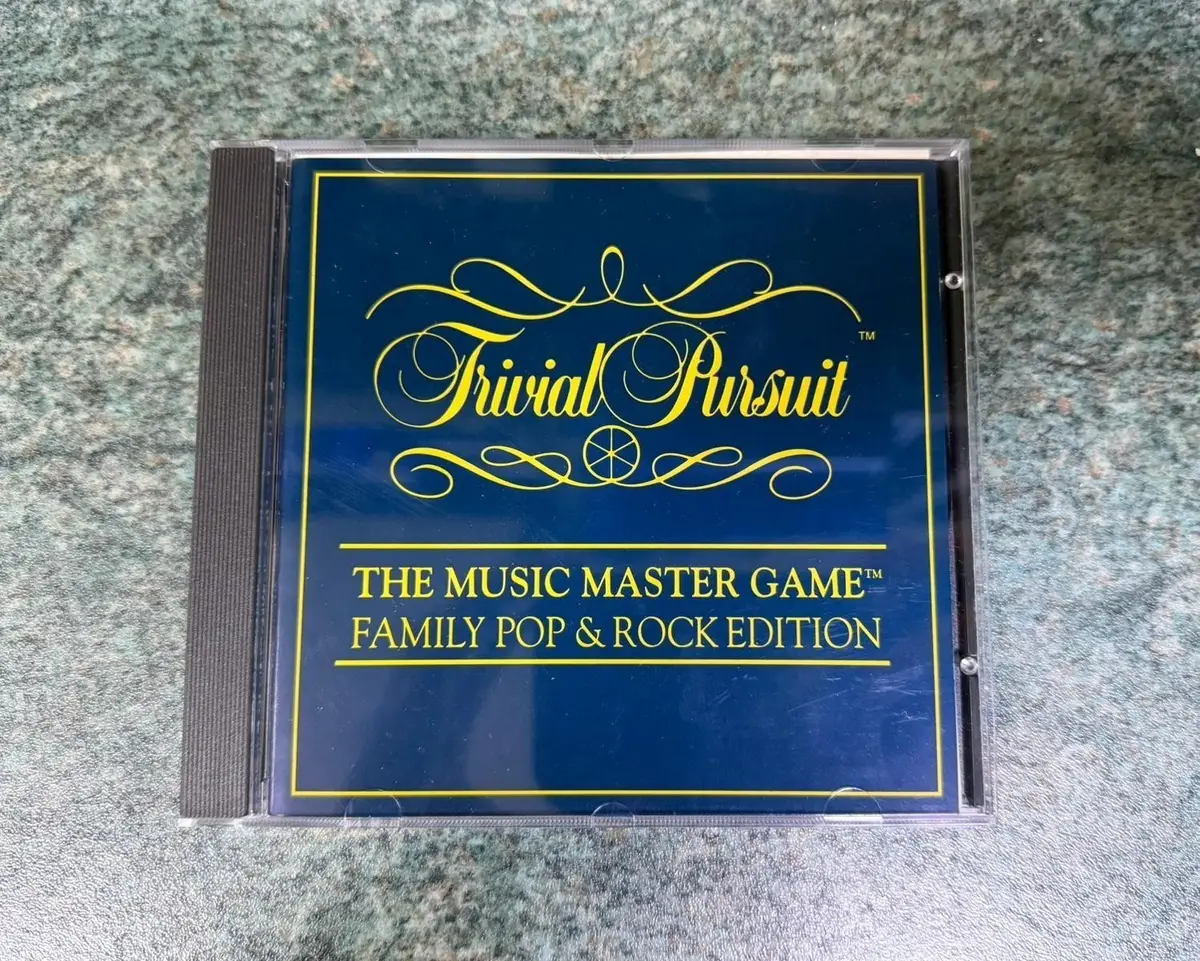 Trivial Pursuit, Music Master Game, Family Pop & Rock Edition, CD Ver. '50s-'90s - image 7 | Free standard UK delivery included | Discount Quality Products