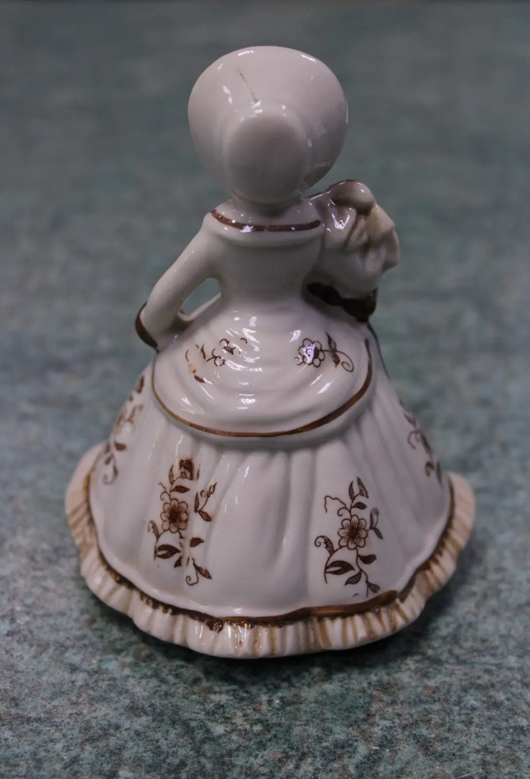 1x Small 5" Inch Victorian Style Lady with Flower Bouquet Ceramic Doll Ornament - image 2 | Free standard UK delivery included | Discount Quality Products