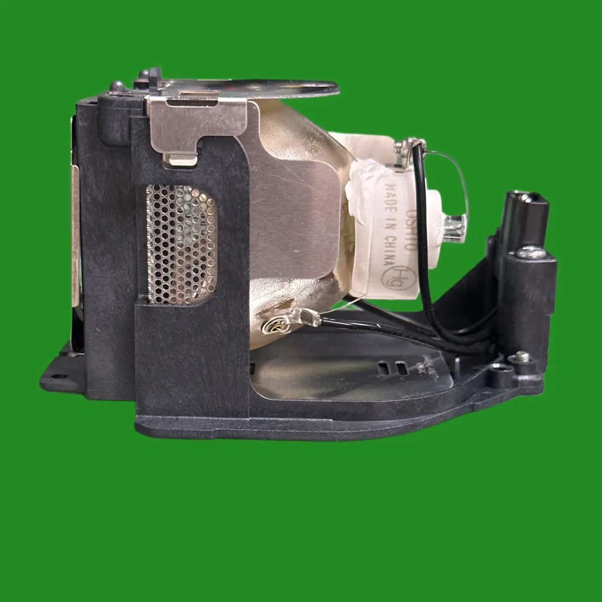 Replacement Projector Lamp & Housing for Sanyo 6103339740 POA-LMP111  PLC-WU3800 - image 2 | Free standard UK delivery included | Discount Quality Products