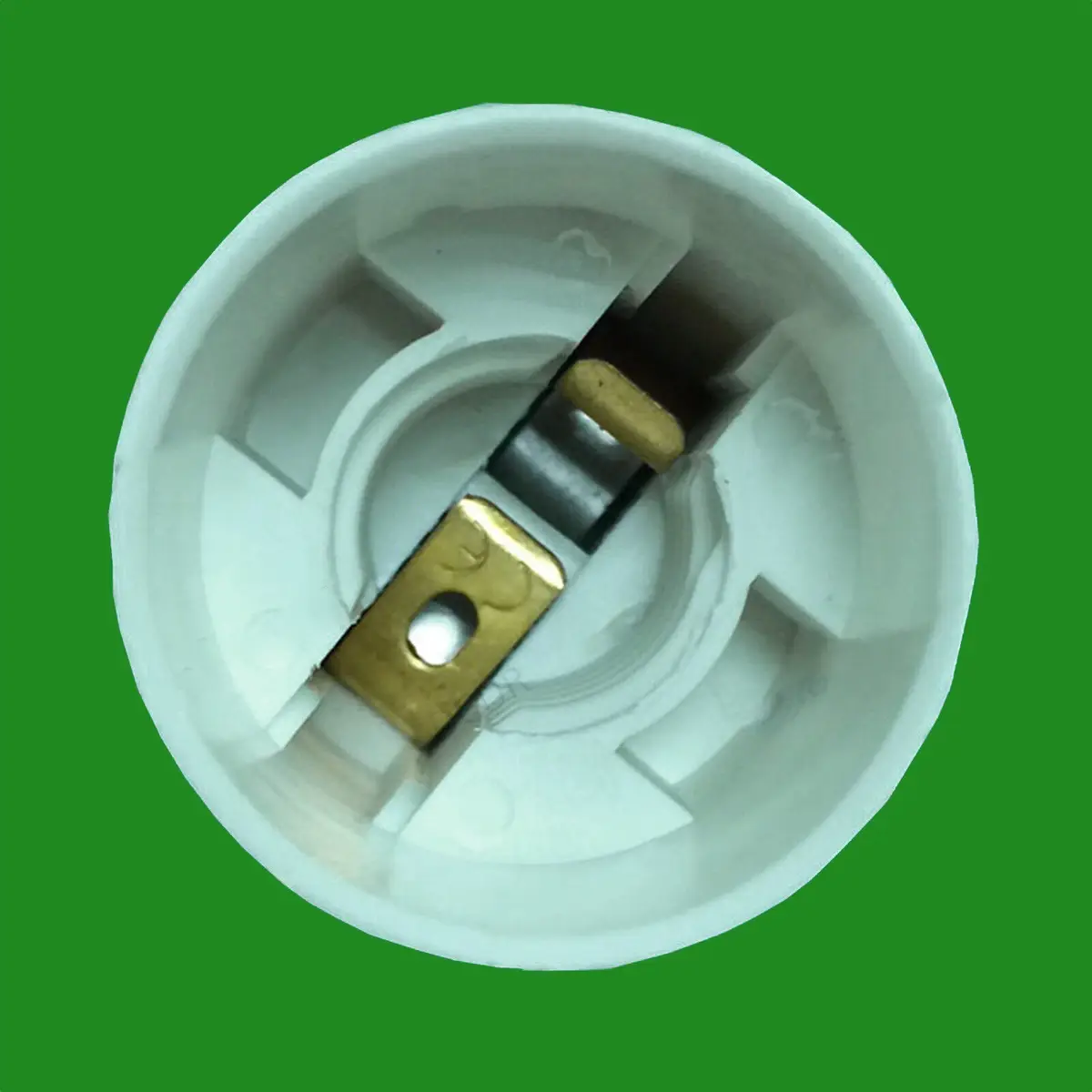 12x Small Edison Screw SES E14 Light Bulb Holder Socket With Terminal Block M10 - image 4 | Free standard UK delivery included | Discount Quality Products