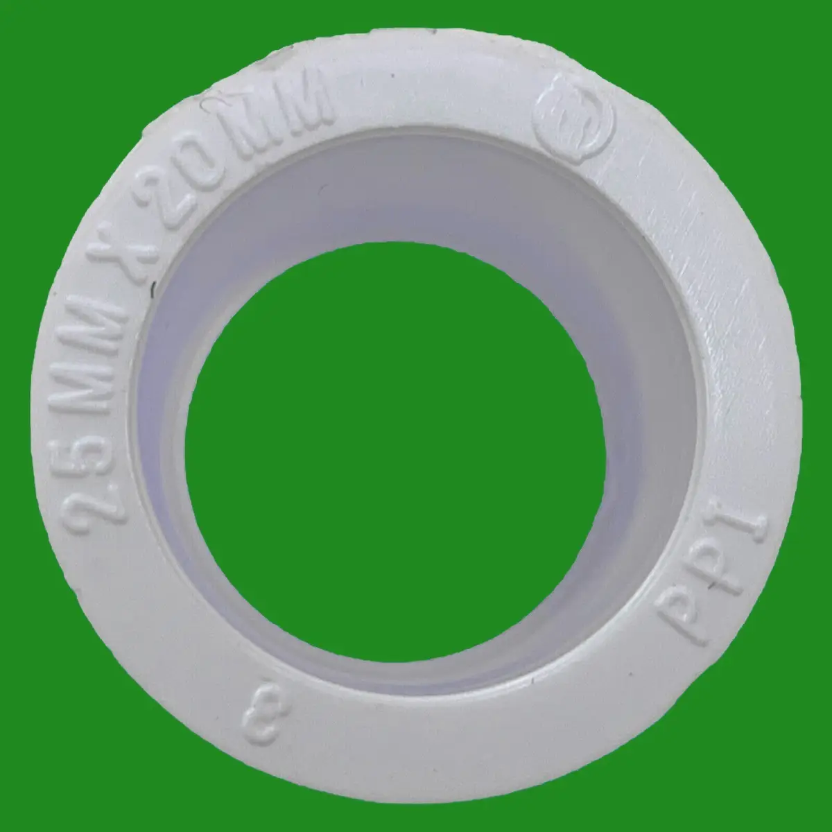 White PVC Pipe Reducer 25mm to 20mm, Straight Coupler Conduit Connector - image 4 | Free standard UK delivery included | Discount Quality Products