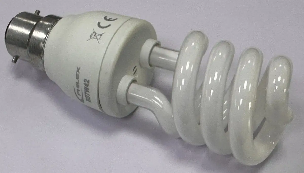 1x 15W (=75W) Philex CFL Spiral Low Energy Light Bulbs Bayonet BC B22 Lamp - image 3 | Free standard UK delivery included | Discount Quality Products