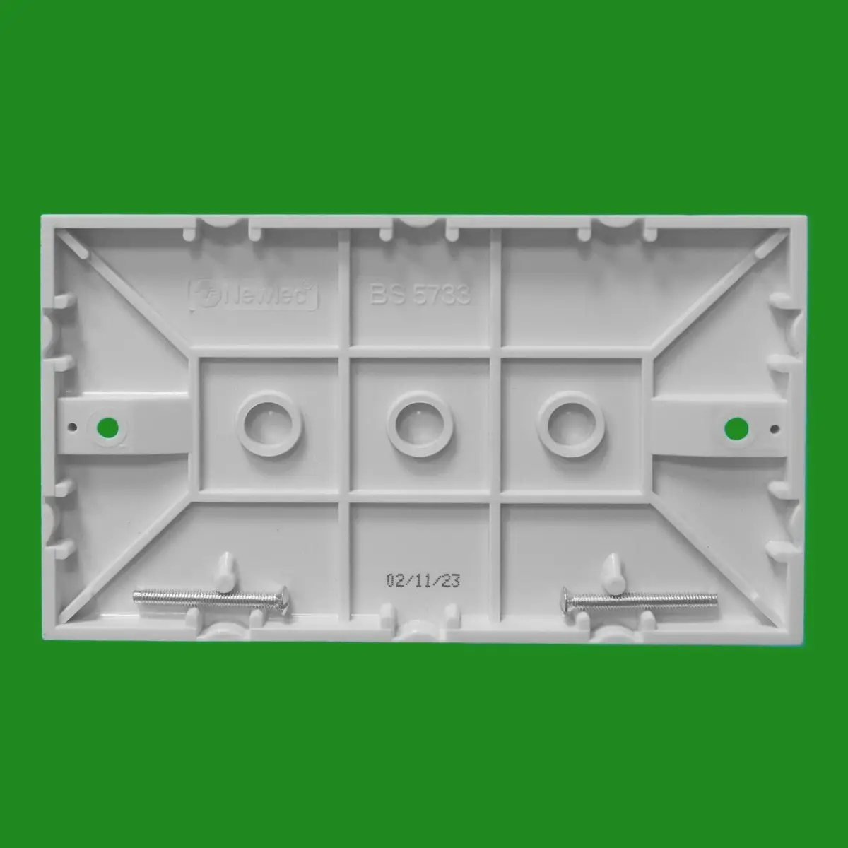 1x White 2 Gang Double Wall Blanking Plate Electric Socket Cover with Screws - image 3 | Free standard UK delivery included | Discount Quality Products