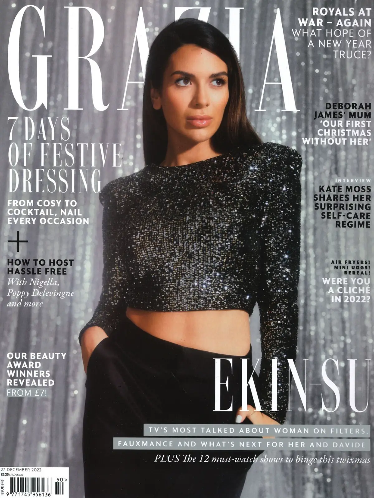 Grazia Magazine, Ekin-Su, Queen Death, Lionesses, Ukraine, Kate Moss, 27.12.22