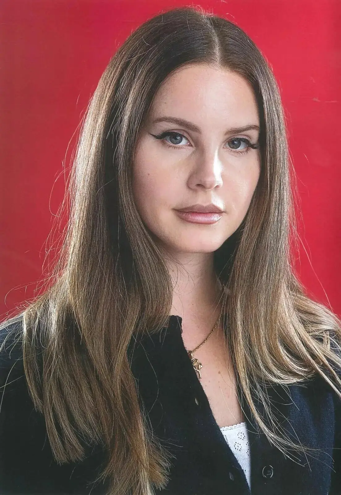 Lana Del Rey Magazine: Ultimate Fan Pack, Lizzy Grant, 8 Gifts Inside, Poster - image 2 | Free standard UK delivery included | Discount Quality Products