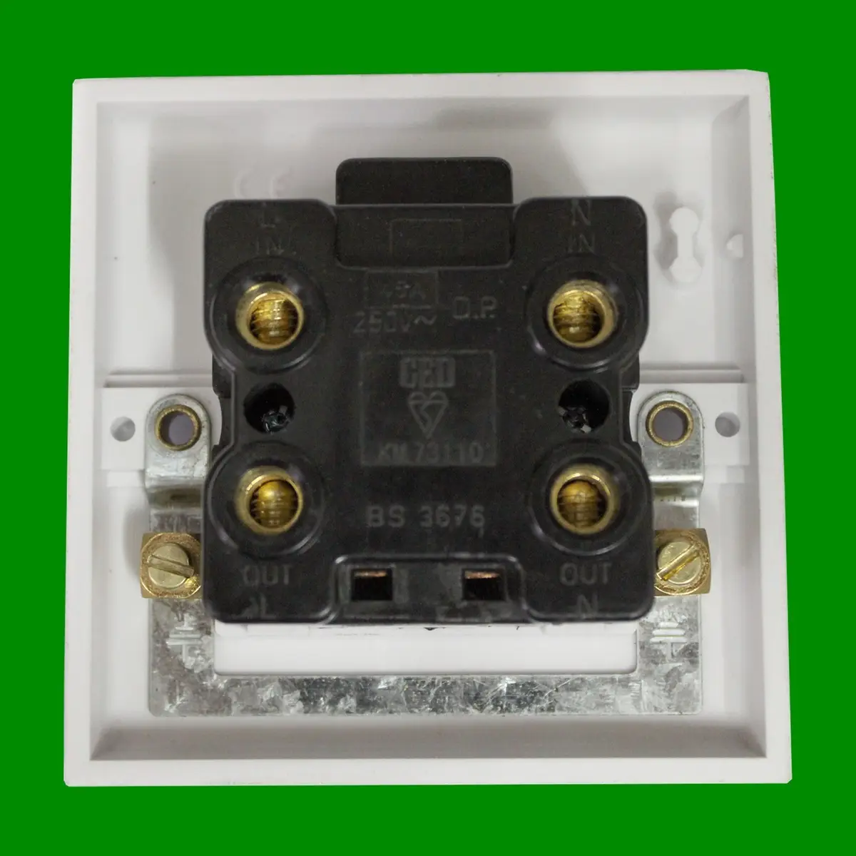 1x White 1 Gang Double Pole DP Cooker Hob Oven Control Switch Isolator 45A, 250V - image 2 | Free standard UK delivery included | Discount Quality Products