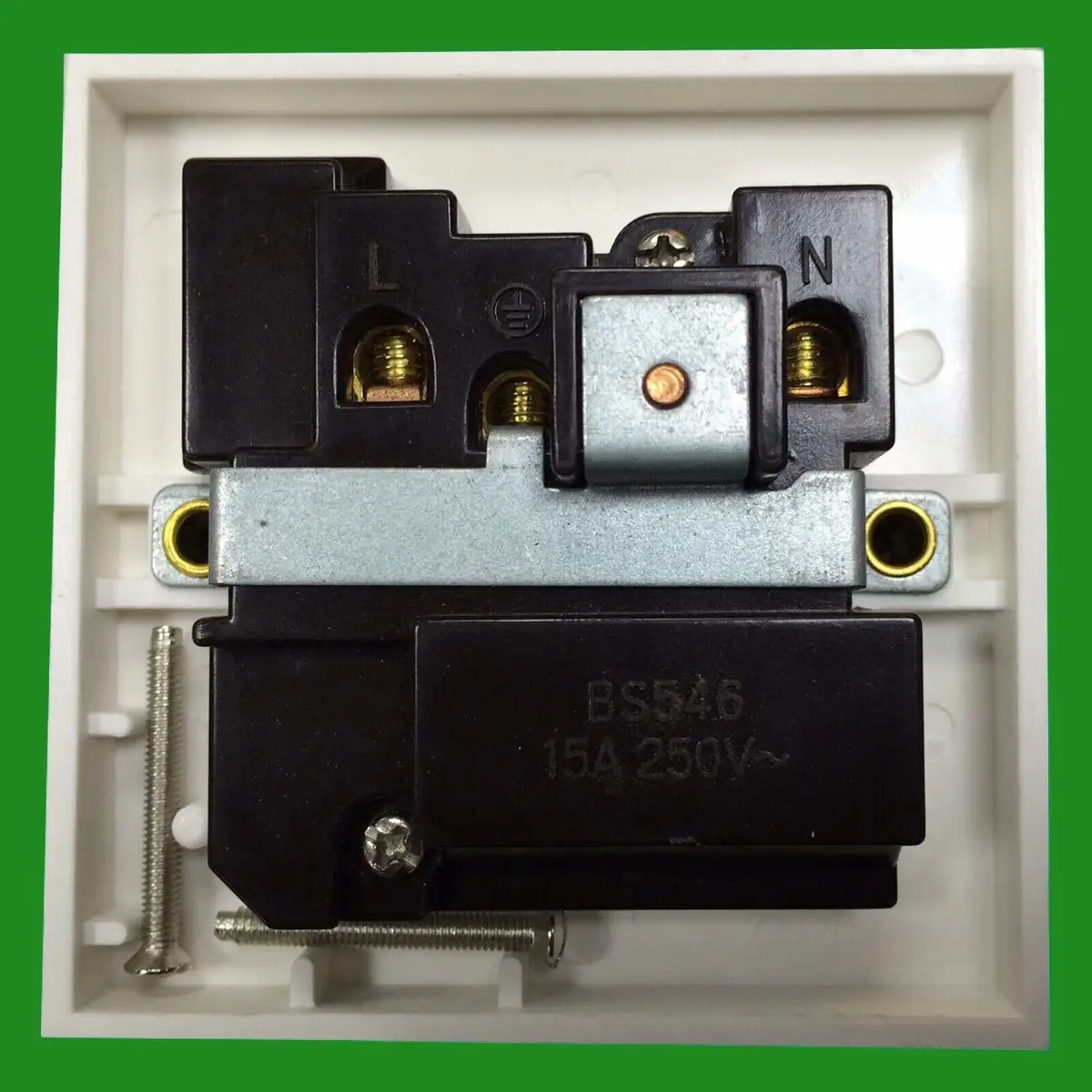 1x 1 Gang 15A Single Mains Round 3 pin Wall Socket 15 Amp Type M Outlet BS 546 - image 2 | Free standard UK delivery included | Discount Quality Products