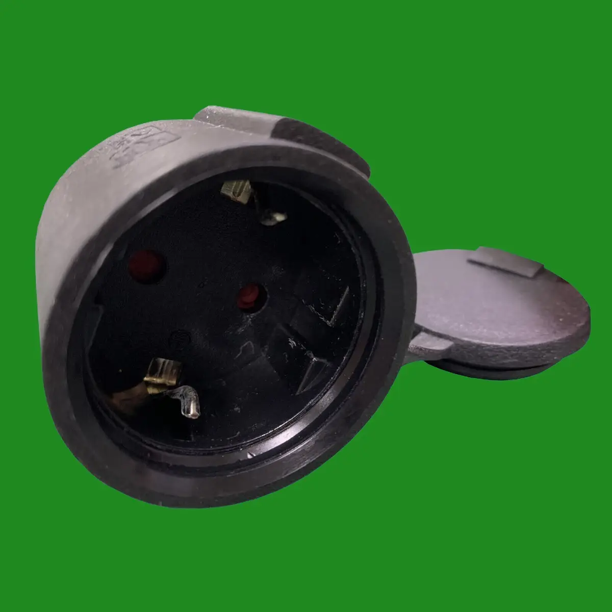 16A CEE 400V Plug to 16A Schuko Socket Fly Lead Converter Commercial Heavy Duty - image 4 | Free standard UK delivery included | Discount Quality Products