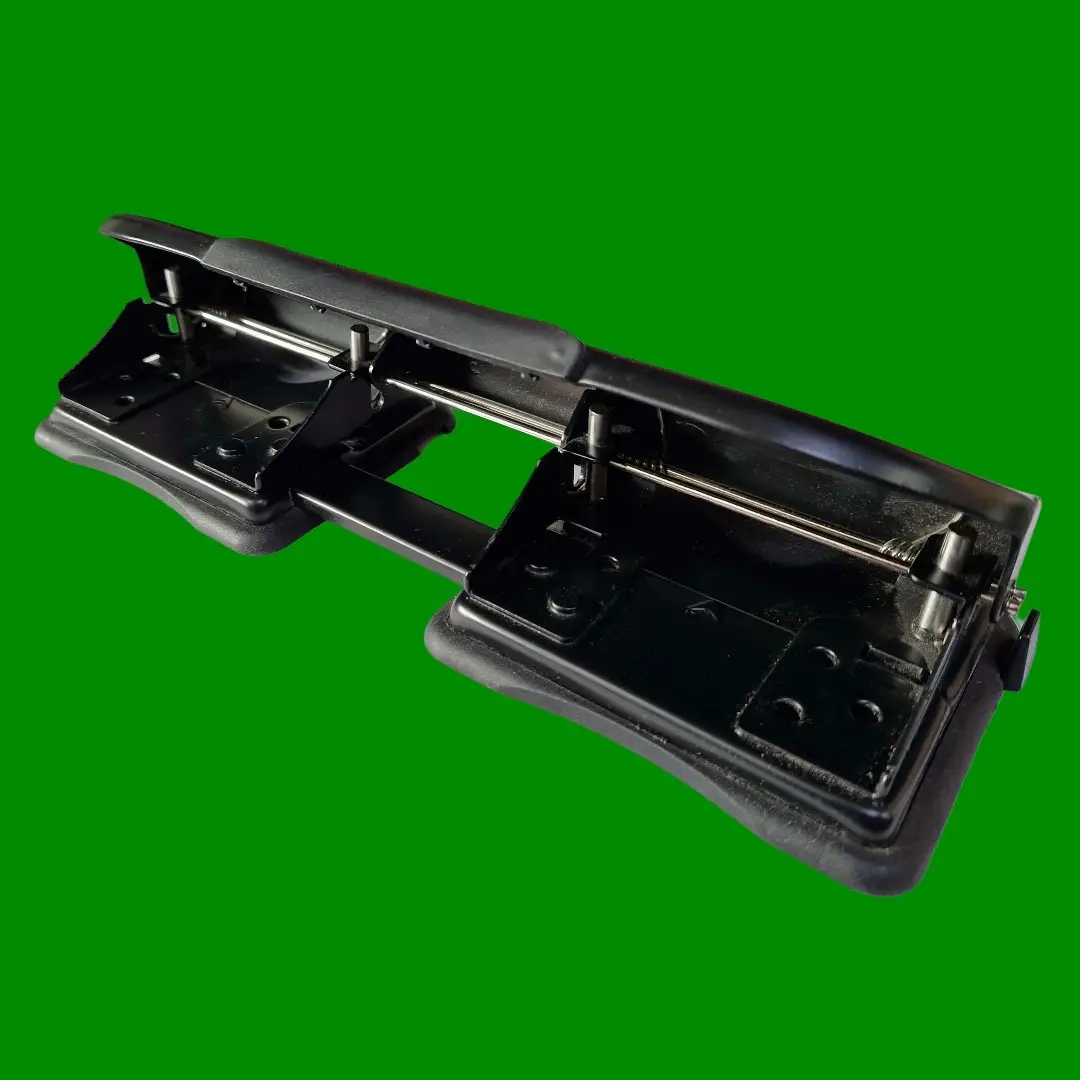 4-Hole A4 Paper Punch, for 4 Ring Binders, Lyreco Heavy Duty Office Hole Puncher - image 2 | Free standard UK delivery included | Discount Quality Products