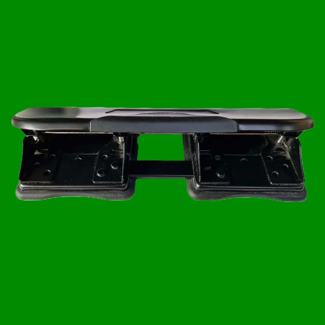 4-Hole A4 Paper Punch, for 4 Ring Binders, Lyreco Heavy Duty Office Hole Puncher - image 4 | Free standard UK delivery included | Discount Quality Products