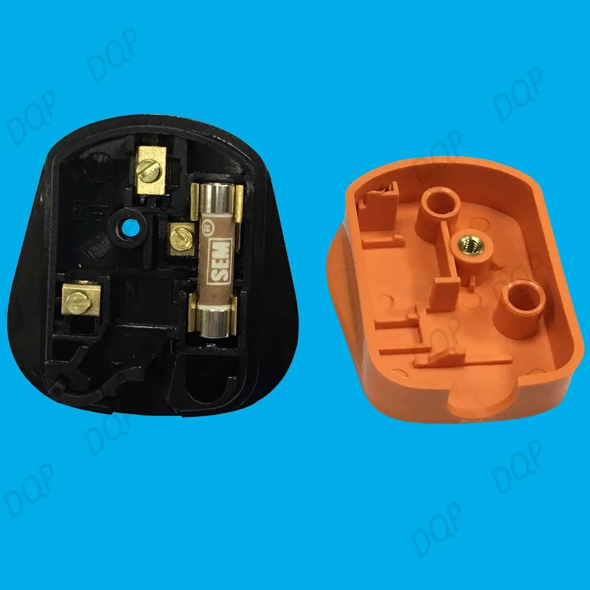 1x 13A Orange High Impact Rubber UK 3 Pin Mains Rewireable Extension Fused Plug - image 3 | Free standard UK delivery included | Discount Quality Products
