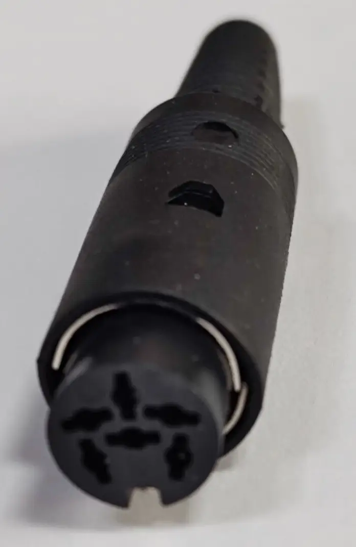 Maplin DIN Line Socket, Black, Integrated Cord Grip, 6 Pin HH45Y