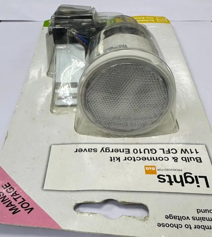 11W CFL Energy Saving GU10 Light Bulbs & Ceramic Holder & Bridge Connector Kit - image 2 | Free standard UK delivery included | Discount Quality Products