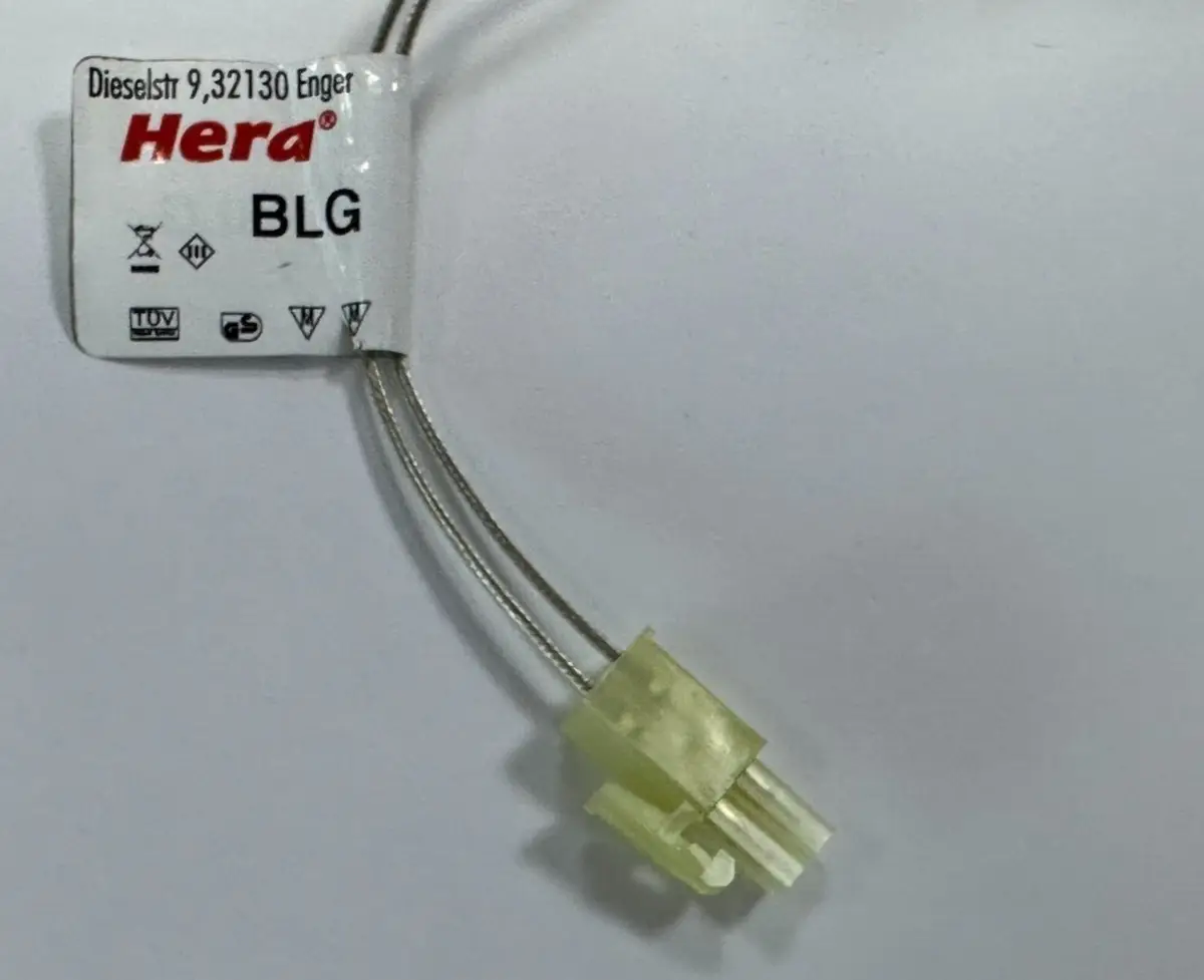 Hera Curved 12V MR16 Halogen Spotlight Holder Adjustable Angle Mini-S Connection - image 7 | Free standard UK delivery included | Discount Quality Products