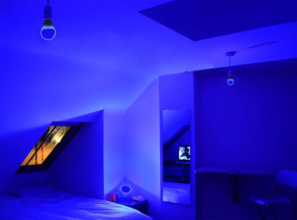 2x 6W LED Blue Coloured GLS A60 Light Bulb Lamp BC B22, Low Energy 110 - 265V - image 3 | Free standard UK delivery included | Discount Quality Products