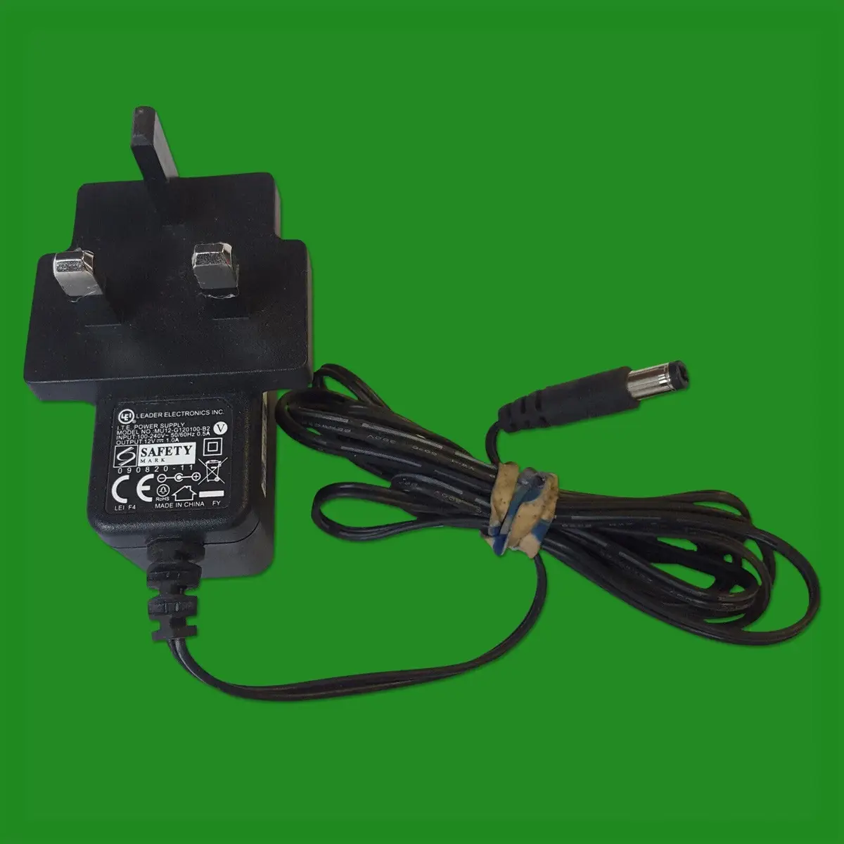 12V 1A Universal AC/DC Mains Power Supply Adapter Transformer Plug, 5.5mm Barrel