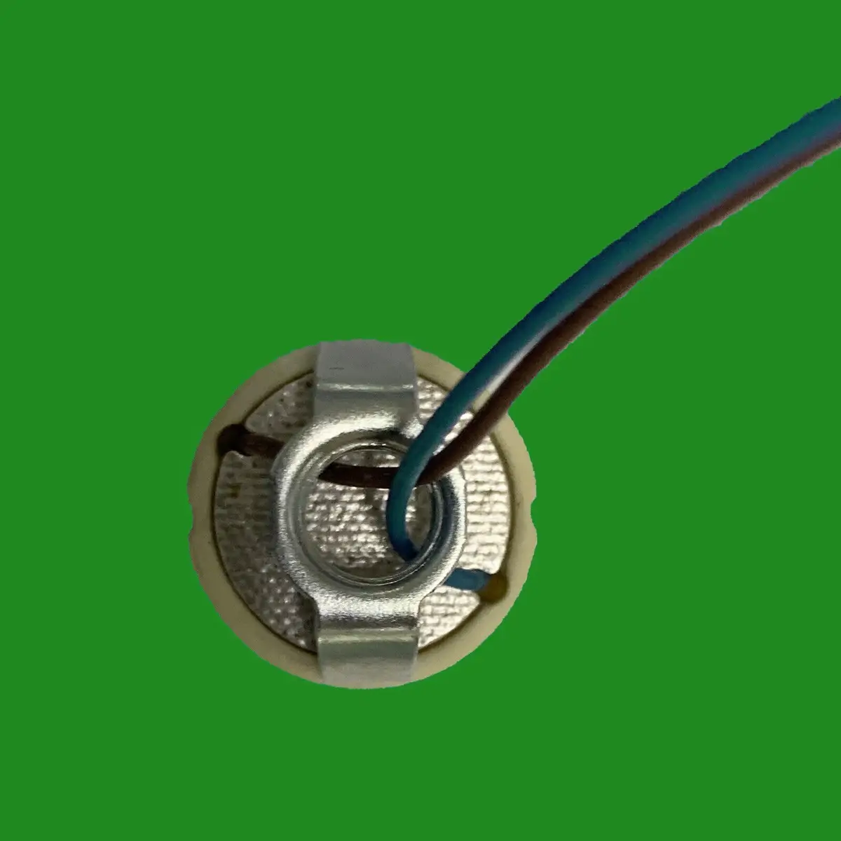 4x GU10 Ceramic Halogen Lamp Holder Socket, M10 Bracket & 490mm Attached Cables - image 3 | Free standard UK delivery included | Discount Quality Products