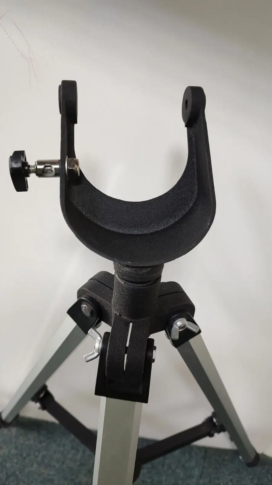 2 Stage Lightweight Tripod Adjustable Foldable Photography Camera Video Tripod - image 2 | Free standard UK delivery included | Discount Quality Products