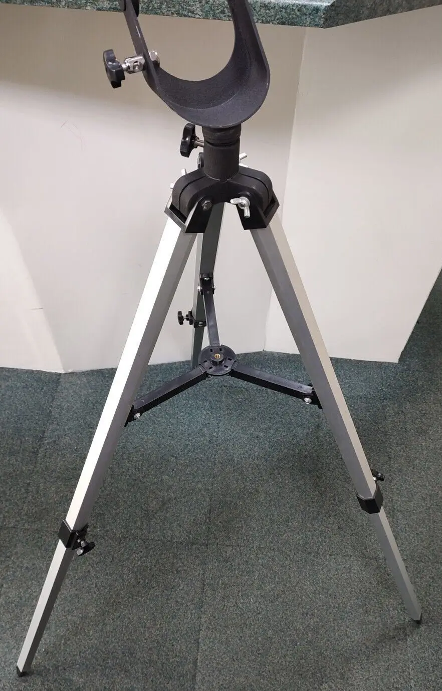 2 Stage Lightweight Tripod Adjustable Foldable Photography Camera Video Tripod - image 4 | Free standard UK delivery included | Discount Quality Products