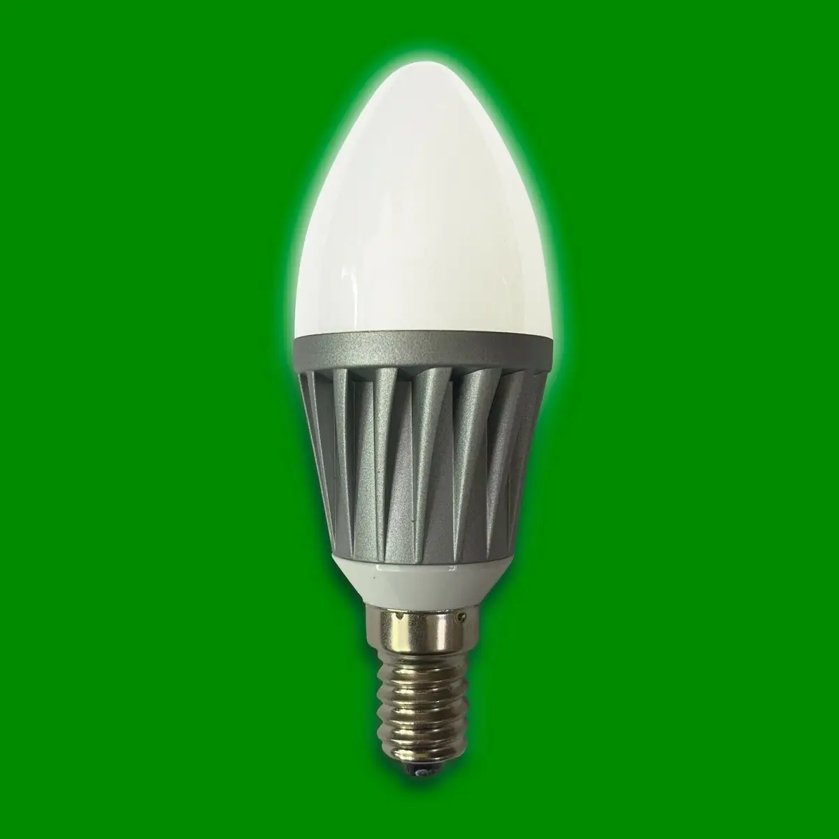 8x 4W LED DIMMABLE 2700K Warm White Pearl Candle Light Bulbs SES E14 Lamp