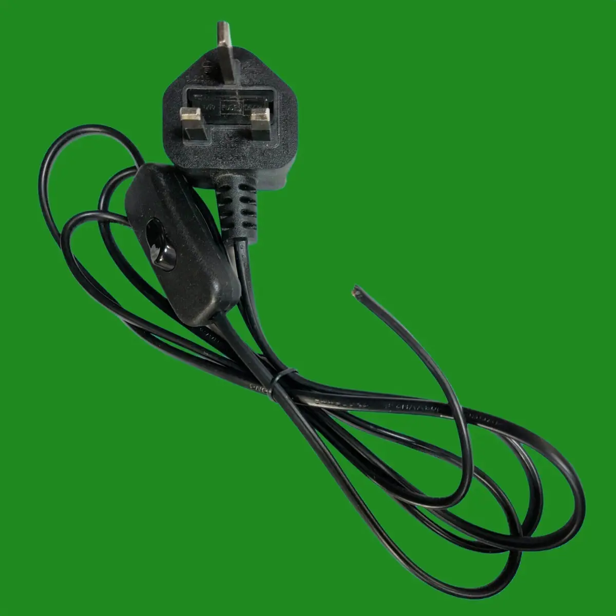 Protective Animal, Reptilian Heat Lamp Shade E27 Socket, UK Plug On Off Cord - image 7 | Free standard UK delivery included | Discount Quality Products