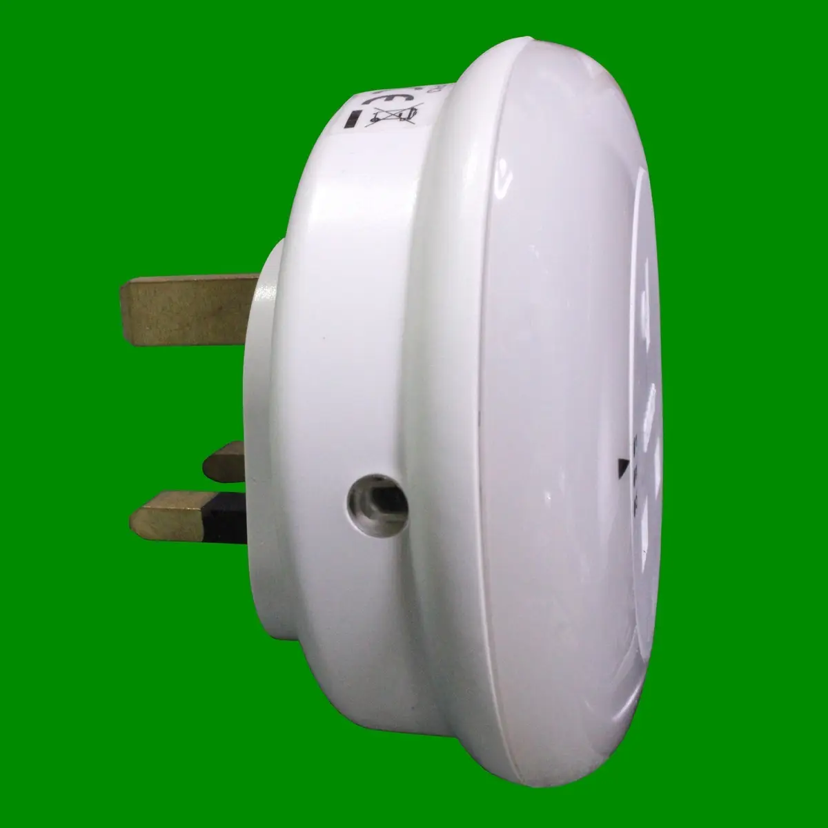 1x LED Multi Colour Night Light with UK Plug Through Socket, Dusk & Dawn Sensor - image 6 | Free standard UK delivery included | Discount Quality Products