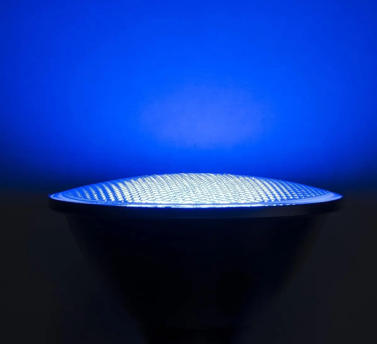 4x 7.5W =60W PAR38 Blue Coloured LED IP54 Flood Reflector ES E27 Light Bulb Lamp - image 2 | Free standard UK delivery included | Discount Quality Products