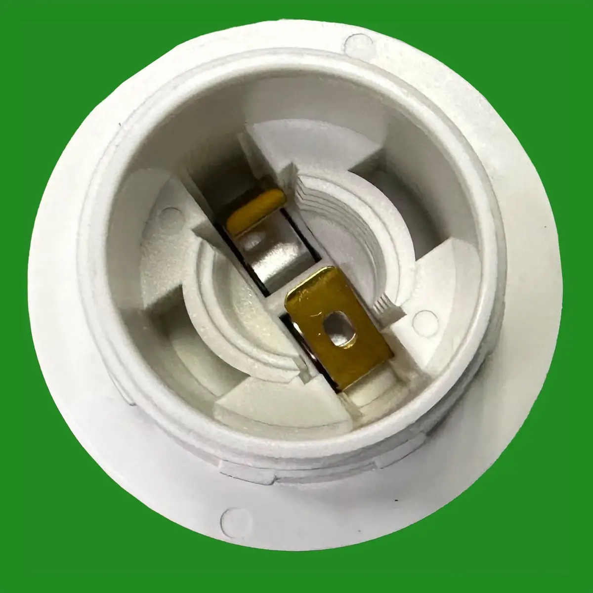 E14 SES White Unswitched UK 3 Pin Plug Lamp, Light Bulb Holder Salt Table Desk - image 4 | Free standard UK delivery included | Discount Quality Products
