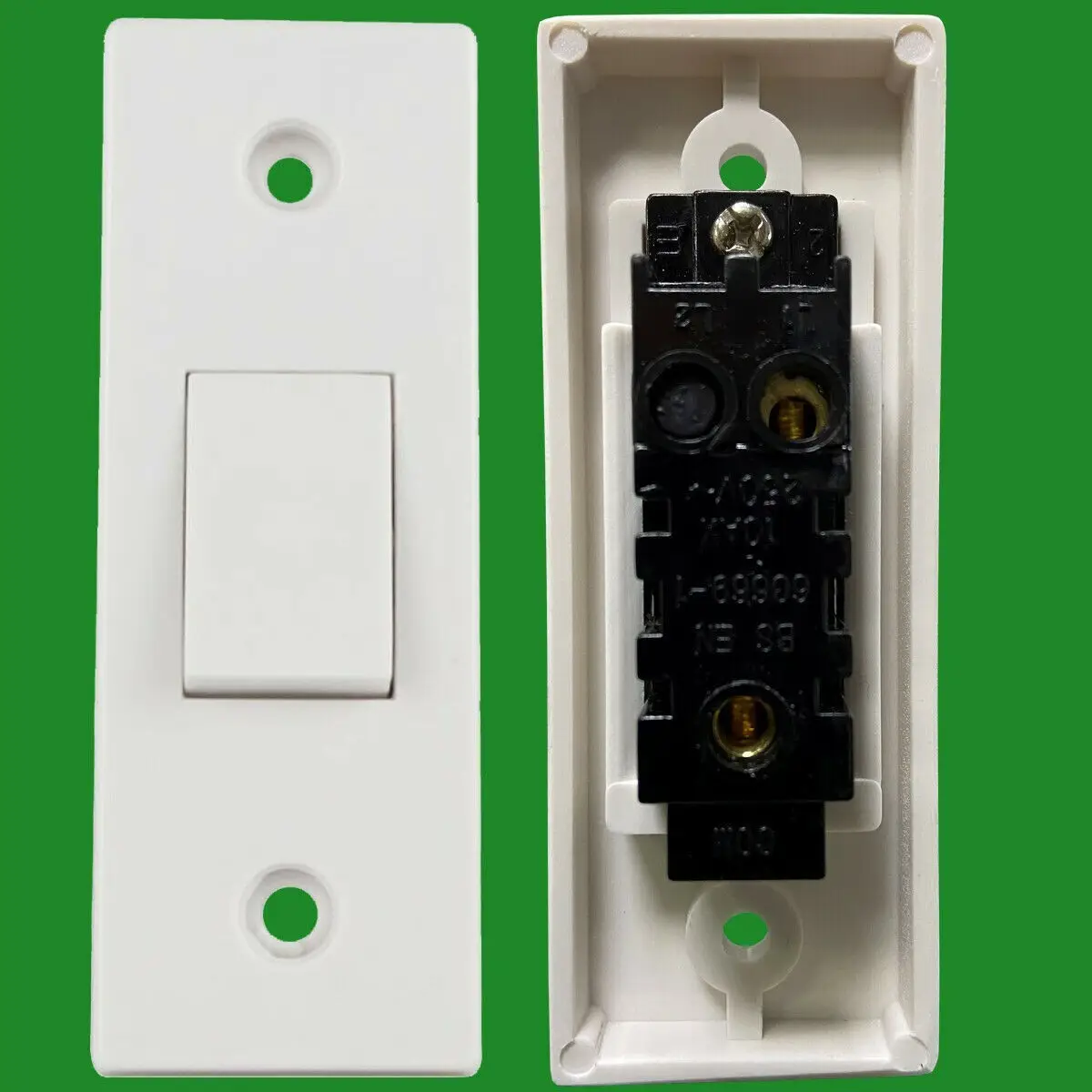 White 1 Gang 2 Way 10A Architrave Light Rocker Wall Switch BS60669-1 Compliant - Free standard UK delivery included | Discount Quality Products