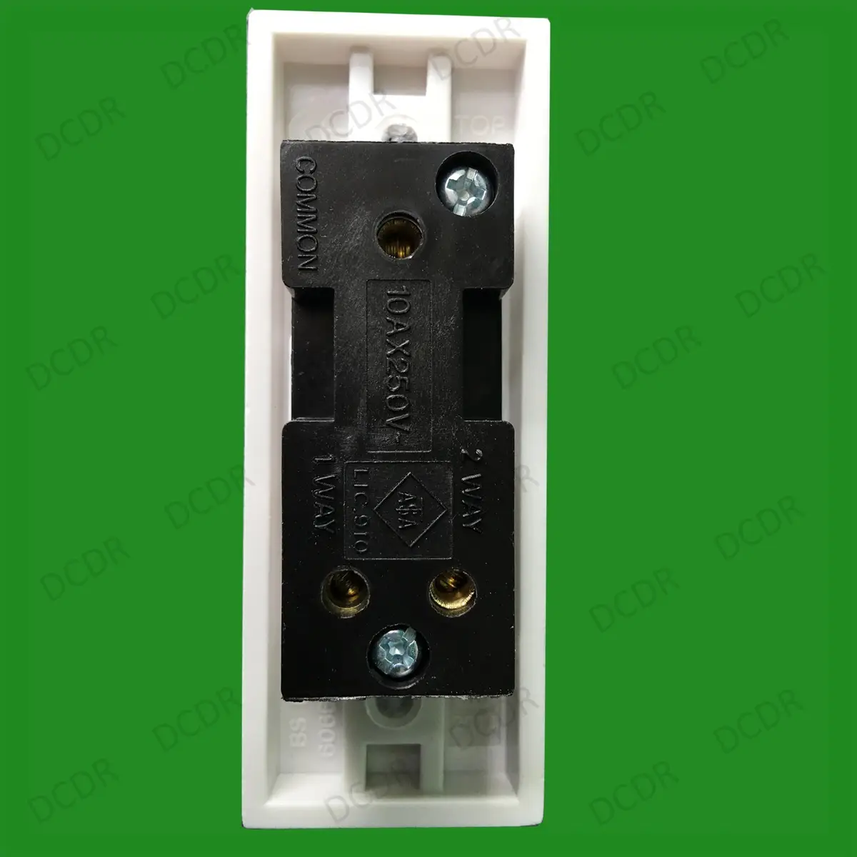 White 1 Gang 2 Way 10A  Architrave Light Rocker Wall Switch BS60669-1 Compliant - image 4 | Free standard UK delivery included | Discount Quality Products