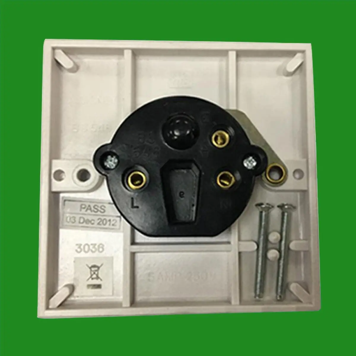 2x 1 Gang 5A Round 3 Pin Mains Wall Socket, 5 Amp Type M Outlet - image 2 | Free standard UK delivery included | Discount Quality Products