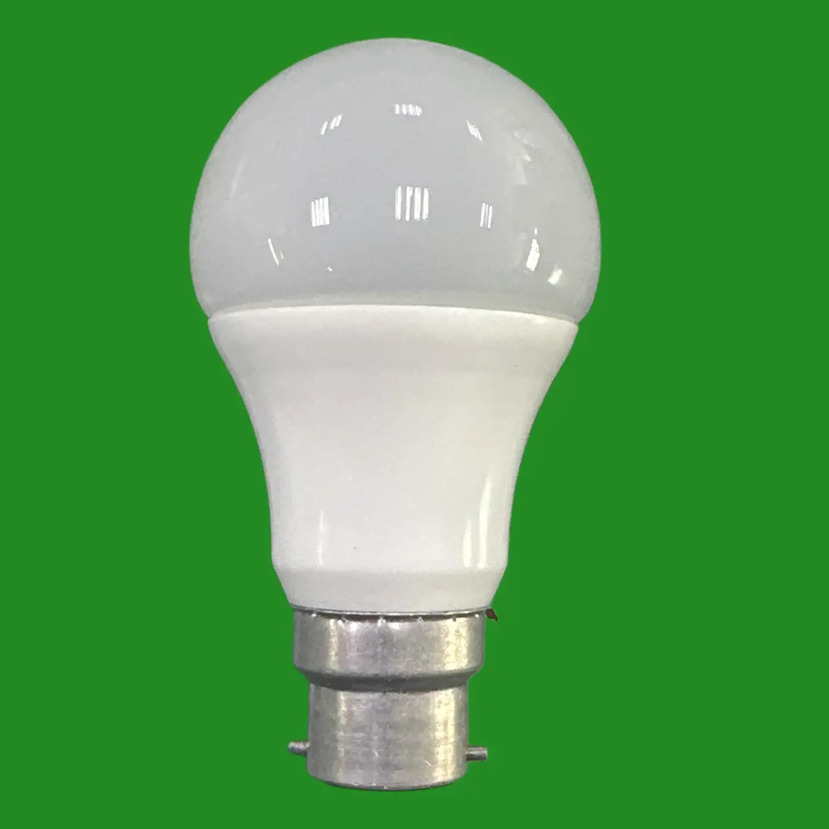 5x 6W (=40W) LED GLS Pearl Light Bulbs BC B22 Lamp, 2700K Warm White 470Lm - image 2 | Free standard UK delivery included | Discount Quality Products