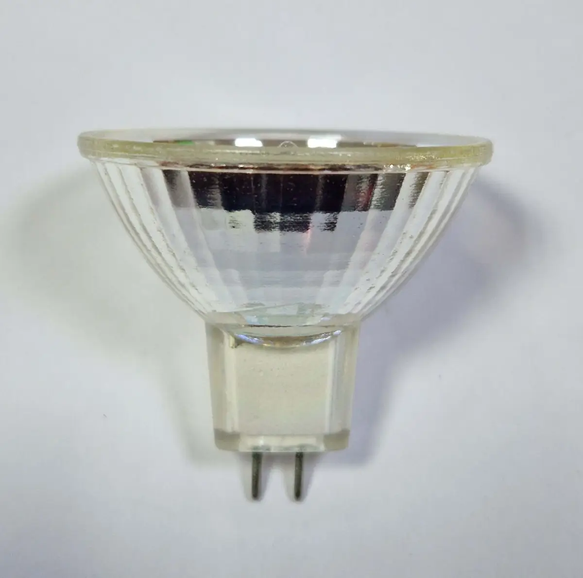 1x 250W PLA MR16 GU5.3 2-Pin 120V Halogen Projector Stage Reflector Light Bulb - image 2 | Free standard UK delivery included | Discount Quality Products
