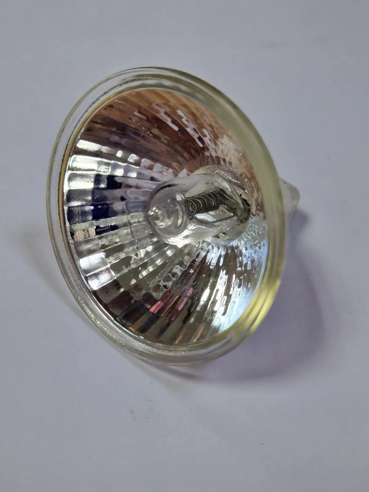 1x 250W PLA MR16 GU5.3 2-Pin 120V Halogen Projector Stage Reflector Light Bulb - image 3 | Free standard UK delivery included | Discount Quality Products
