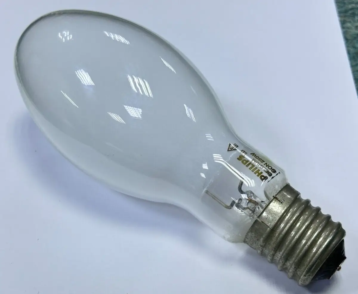 1x 250W Philips HPS High Pressure Sodium SON Elliptical Flood Light Bulb GES E40 - image 5 | Free standard UK delivery included | Discount Quality Products