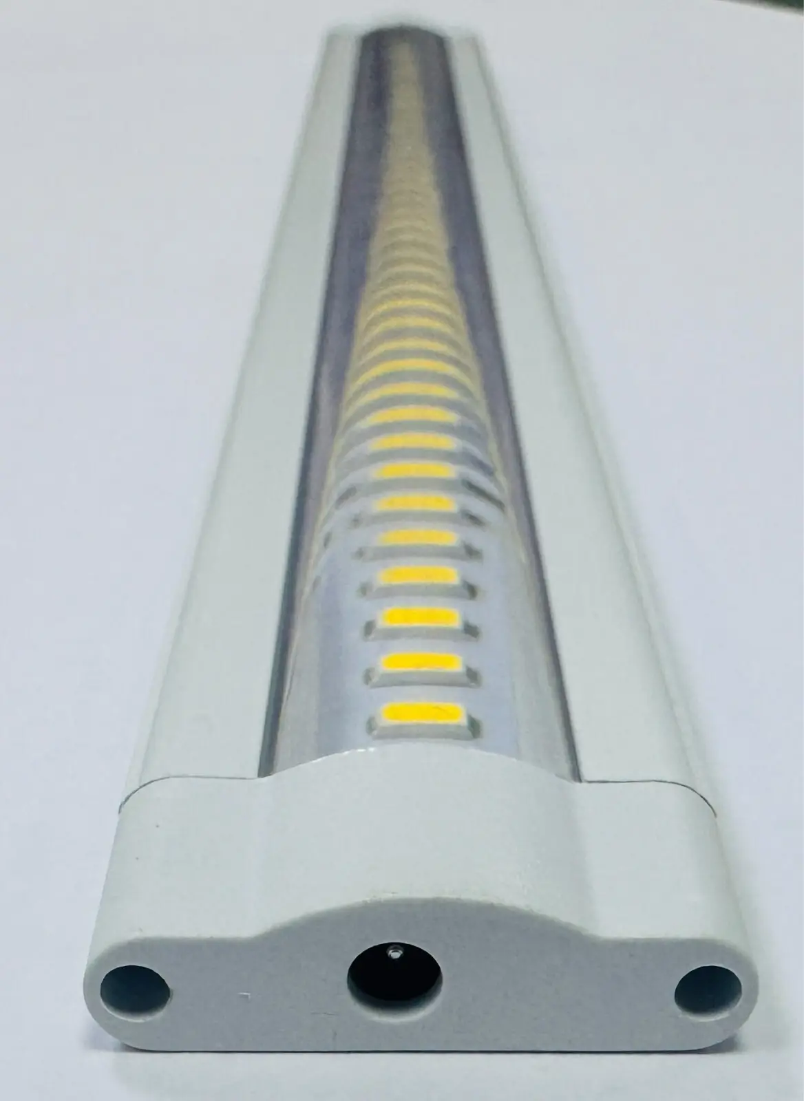3.5W (=18W) 24V 300mm Ultra Slim LED Under Cabinet Kitchen Link Light 4000K - image 5 | Free standard UK delivery included | Discount Quality Products
