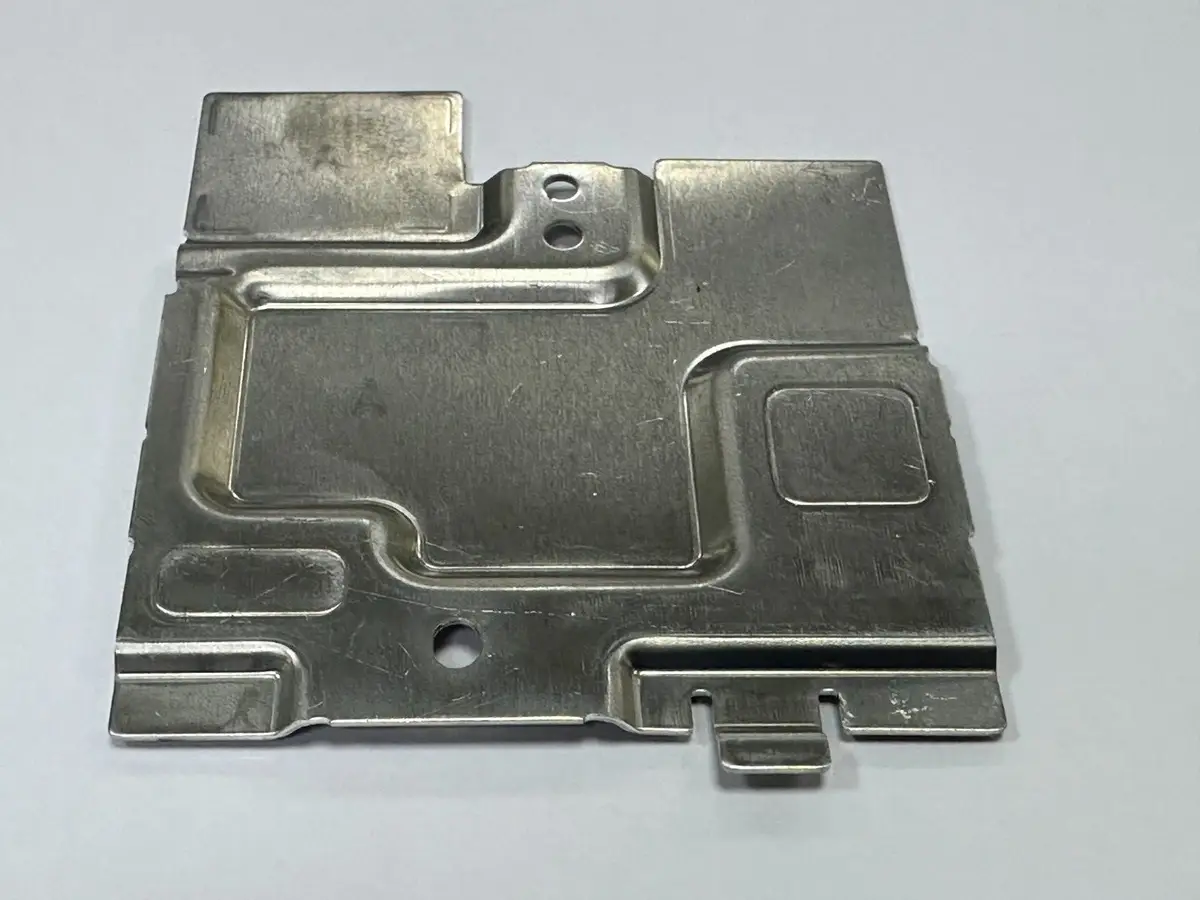 Sony 43" TV KDL-43WG663 Motherboard Metal Cover Circuit Board 4-724-326- 10764T1 - image 4 | Free standard UK delivery included | Discount Quality Products