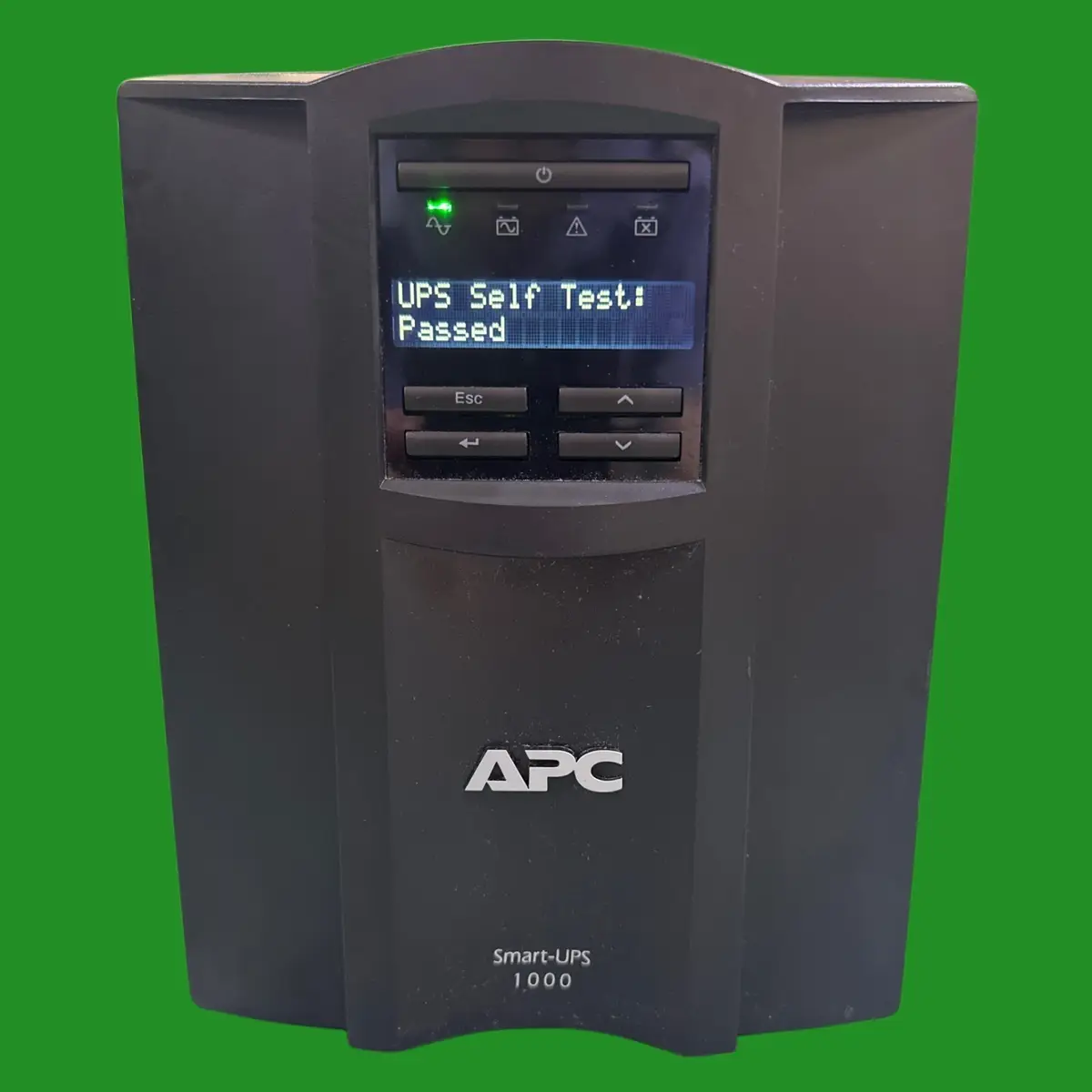 APC Smart UPS 1000 SMT1000ic 700W 1000VA 220-240V SmartConnect, 8 x IEC C13 Used - image 2 | Free standard UK delivery included | Discount Quality Products