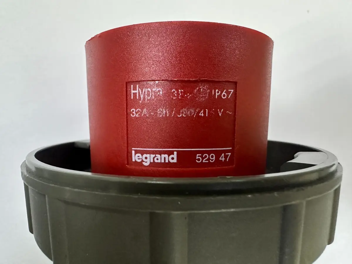32A 415V Legrand Hypra 52947 IP67 Red Cable Mount 4P 3P+E Industrial Power Plug - image 5 | Free standard UK delivery included | Discount Quality Products