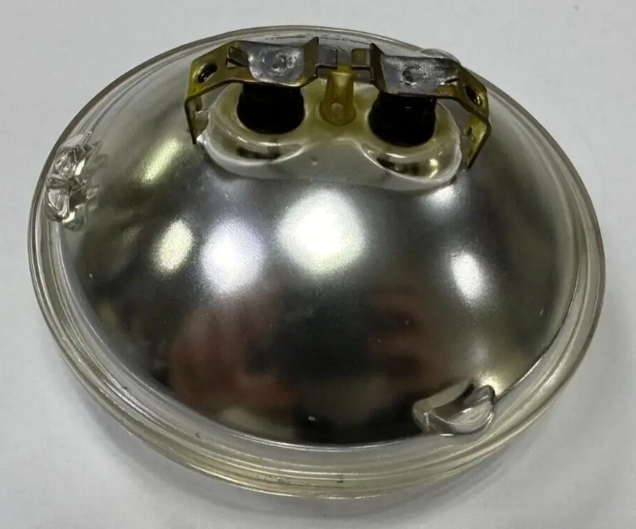 GE 4346 Par36 Sealed Beam Headlamp Light Bulb 5.3V Classic Car Vintage Bulb Lamp - image 5 | Free standard UK delivery included | Discount Quality Products