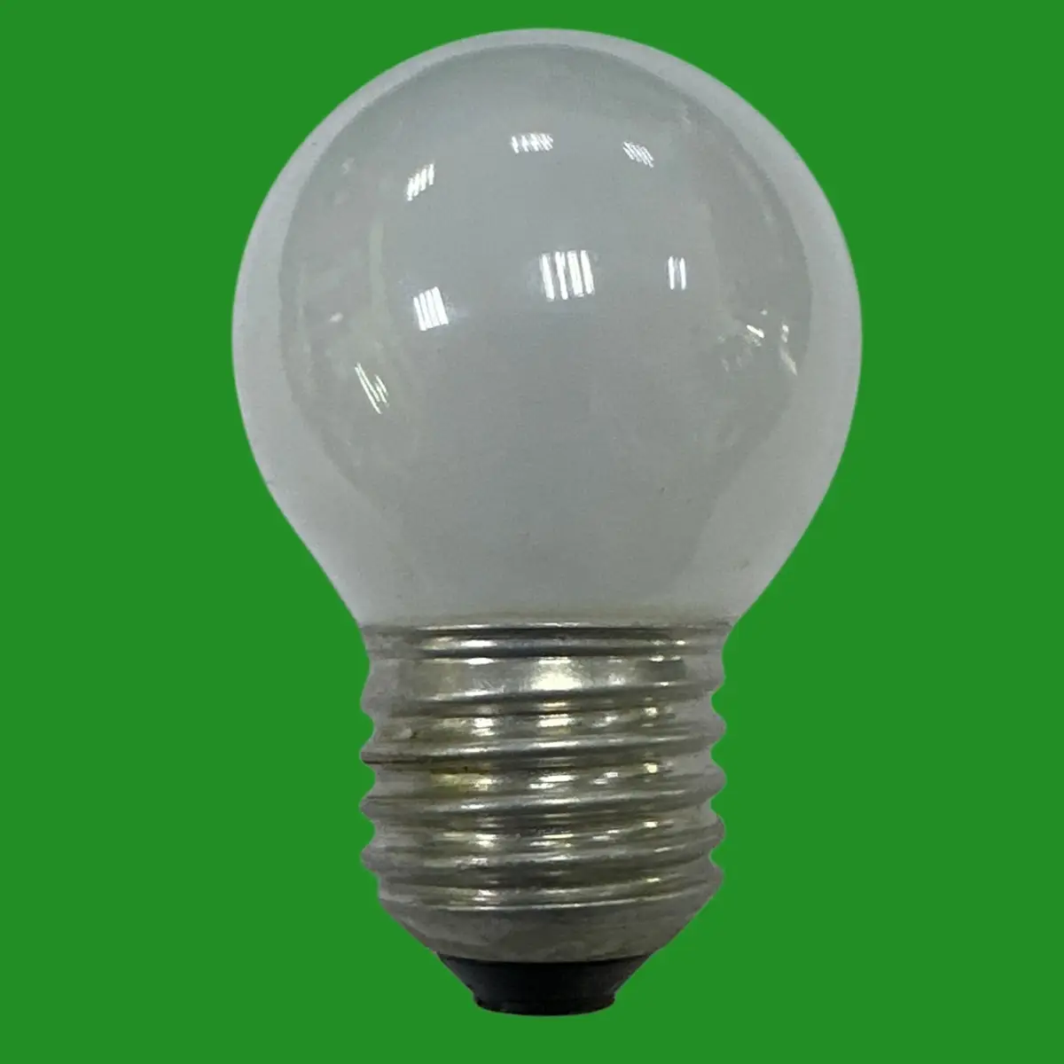 Joblot 7x 25W-60W Dimmable Incandescent Round Golf Light Bulbs ES E27 Used - image 2 | Free standard UK delivery included | Discount Quality Products